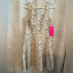Betsey Johnson size 6 lace dress